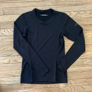 Arc'Teryx Phase AR thermal shirt. NWOT.